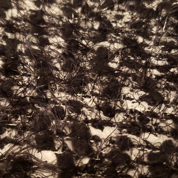 Vince Camuto Petite Fuzzy Crop Sweater - Picture 12 of 12